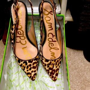 7.5 Sam Edelman kitten heel never worn new leopard print
